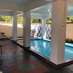 Sunshine Villa