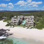 Eastern Blue Beachfront Luxury Apartment