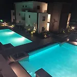 Eastern Blue - Sea View Luxury Apartment