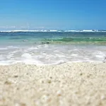 Eastern Blue - Sea View Luxury Apartment