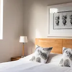 Caplage -Beach Front Luxury Apartment At Searock