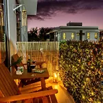 Lamarel Beach House