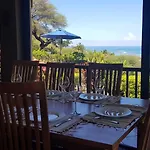 Flamboyant Ocean View - Ex Hillside Haven