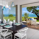 Beachfront & Pool Poste Lafayette