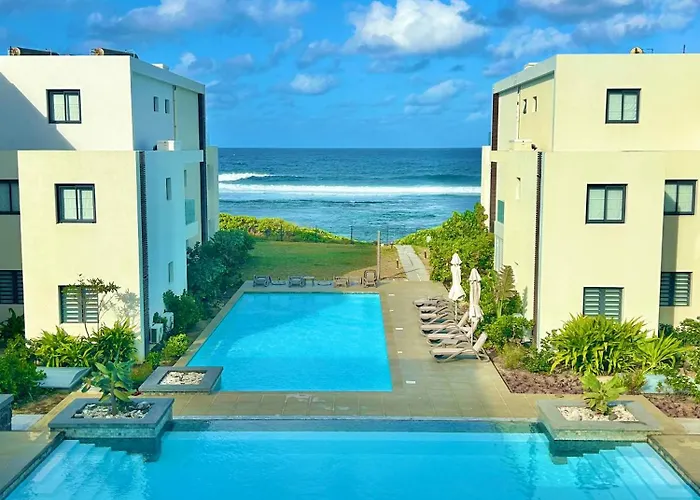 Eastern Blue Beachfront Luxury Apartment