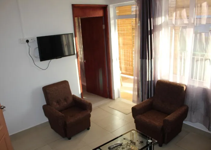 Bano Tourist Residence - 650 Meters From Grand Bay Beach