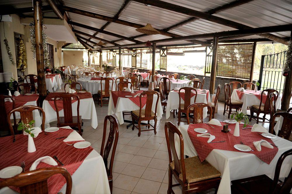 Hotel De Conti 2*