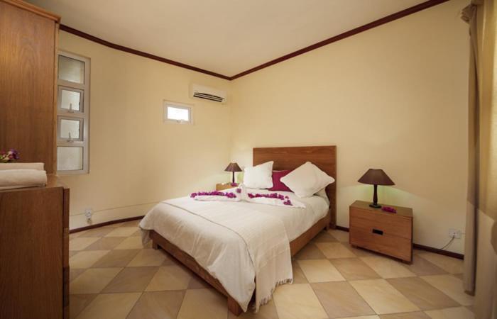 Talamba Blue * Blue Bay
