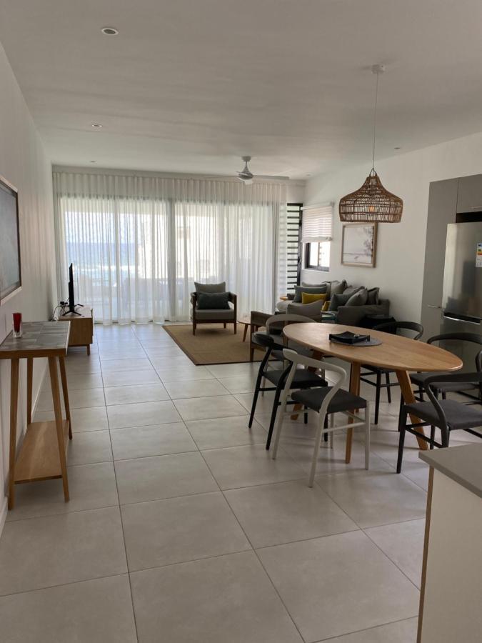 Eastern Blue Beachfront Luxury * Poste Lafayette