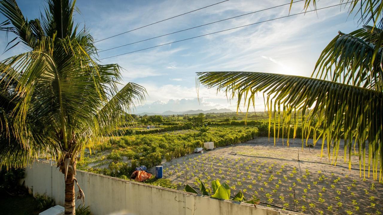 Angelou - Sunlit Getaway With Pool And Wifi Villa *