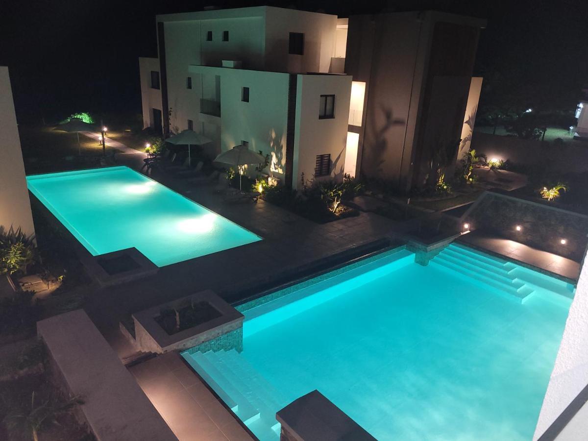 Eastern Blue - Sea View Luxury Apartment
