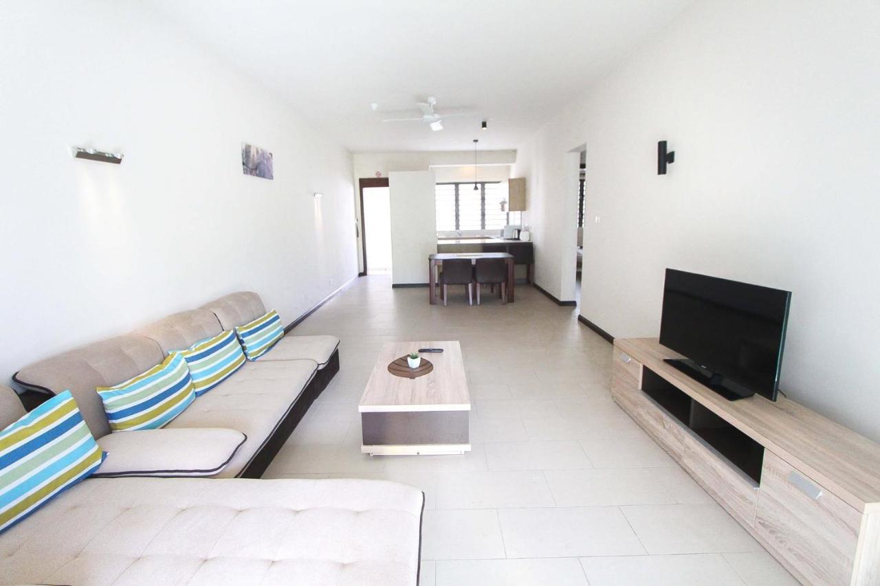 Apartment Nitzana Residences & Restaurant Pereybere Beach