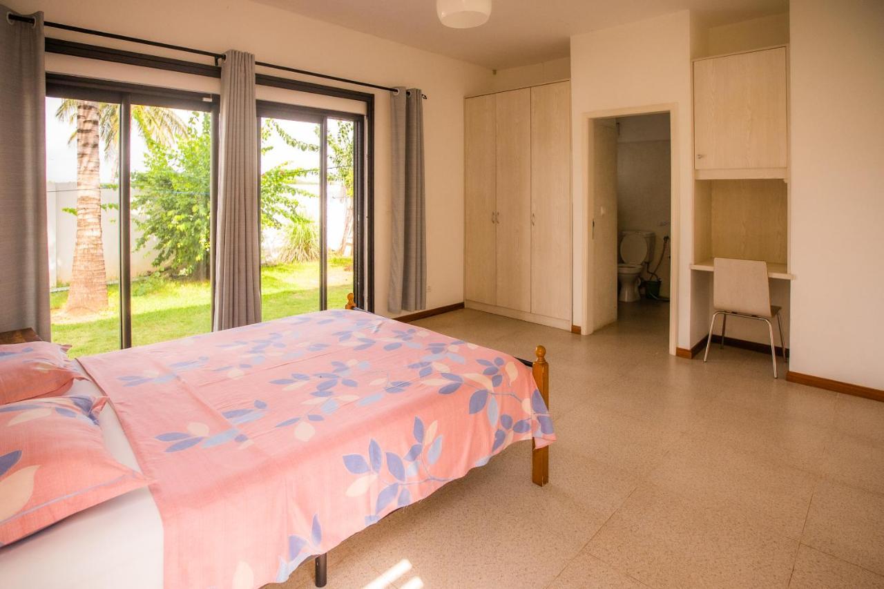 Simone: Sunlit Getaway W/ Pool + Wifi Pousada
