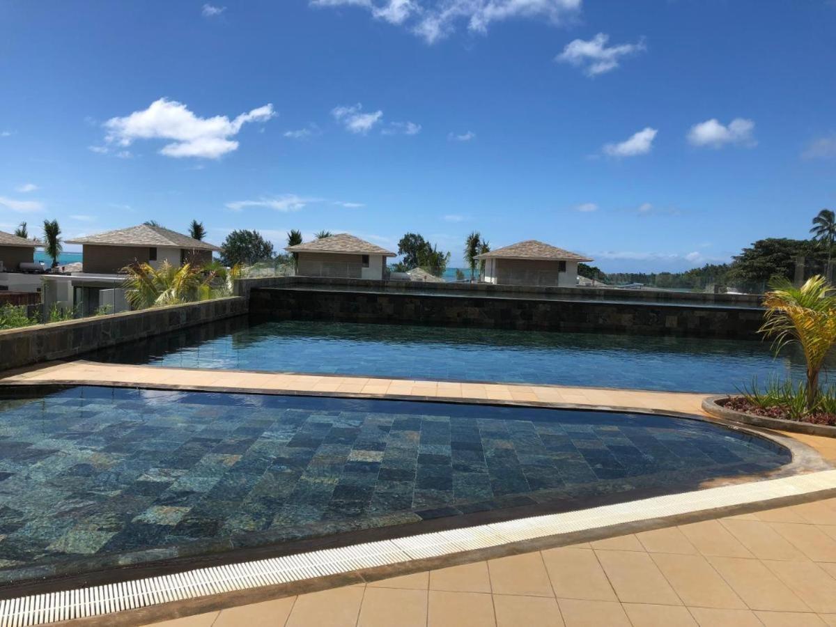 Apartment With A Sea View Roches Noires