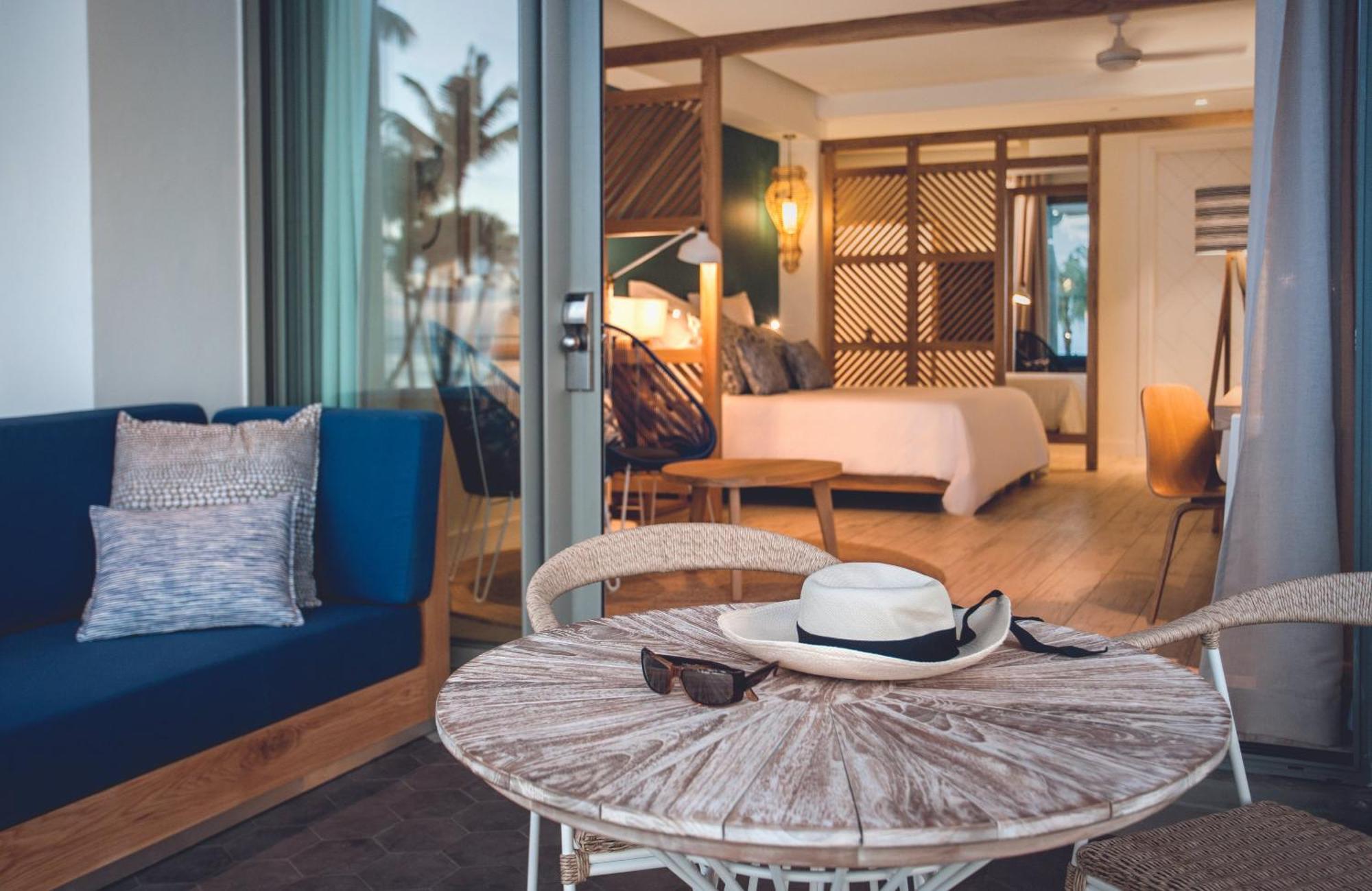 Victoria Beachcomber & Hotel 4*