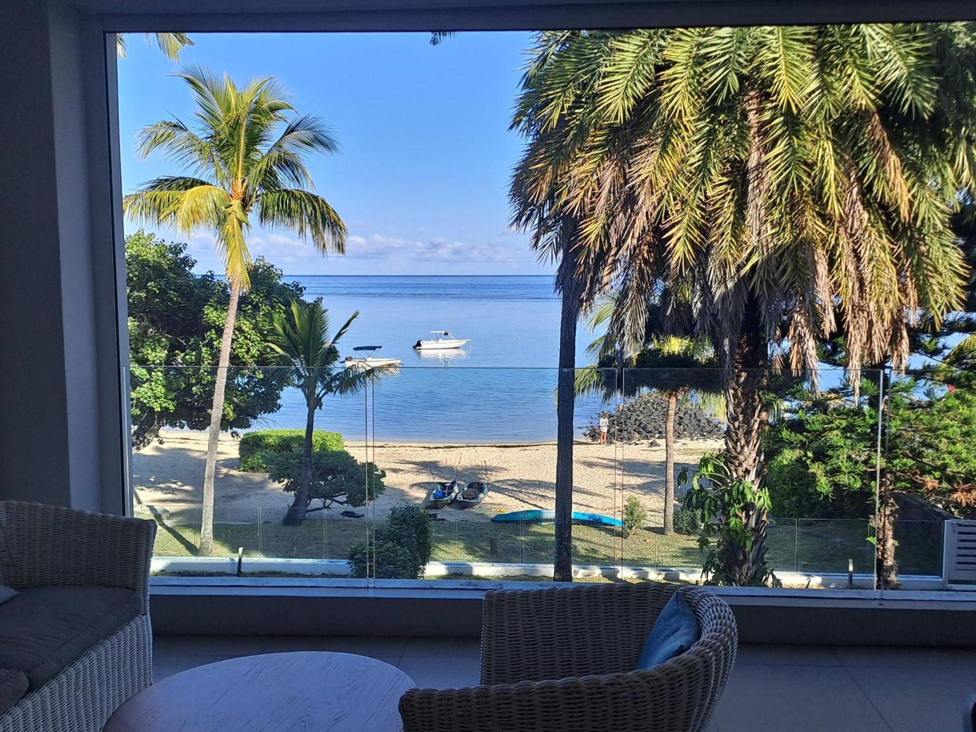 Caplage -beach Front Luxury At Searock Apartment Tamarin