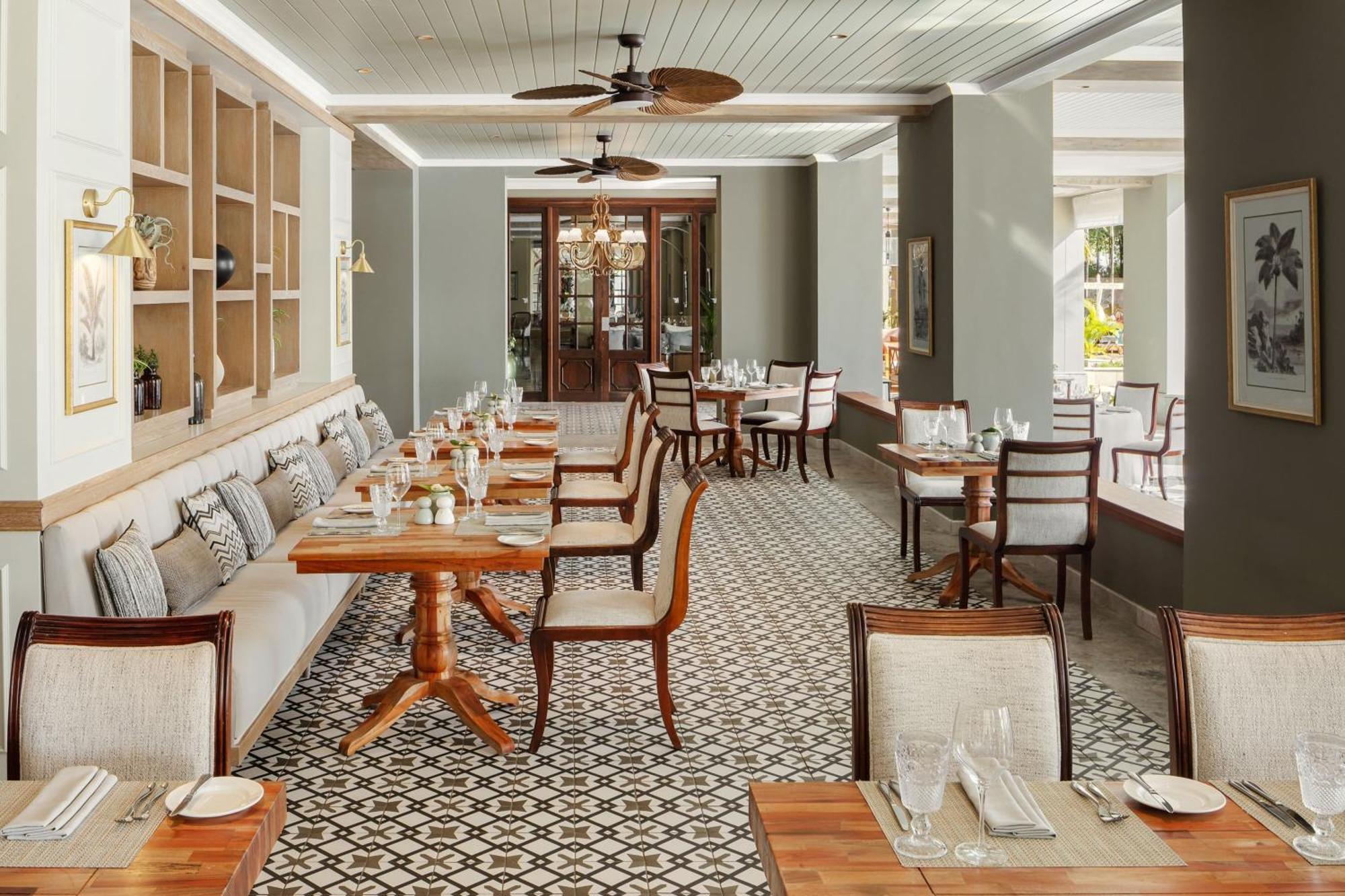The St Regis Le Morne Resort, Mauritius Resort 5*