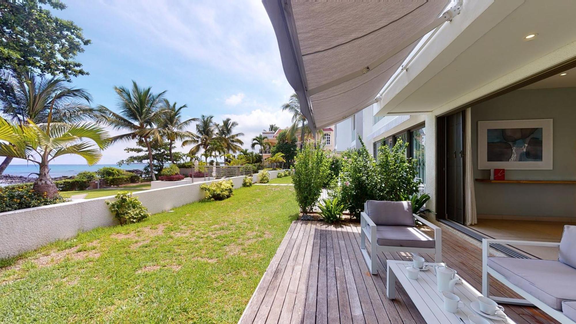 Les Estivales Beachfront & Penthouses With Lov Apartamento *