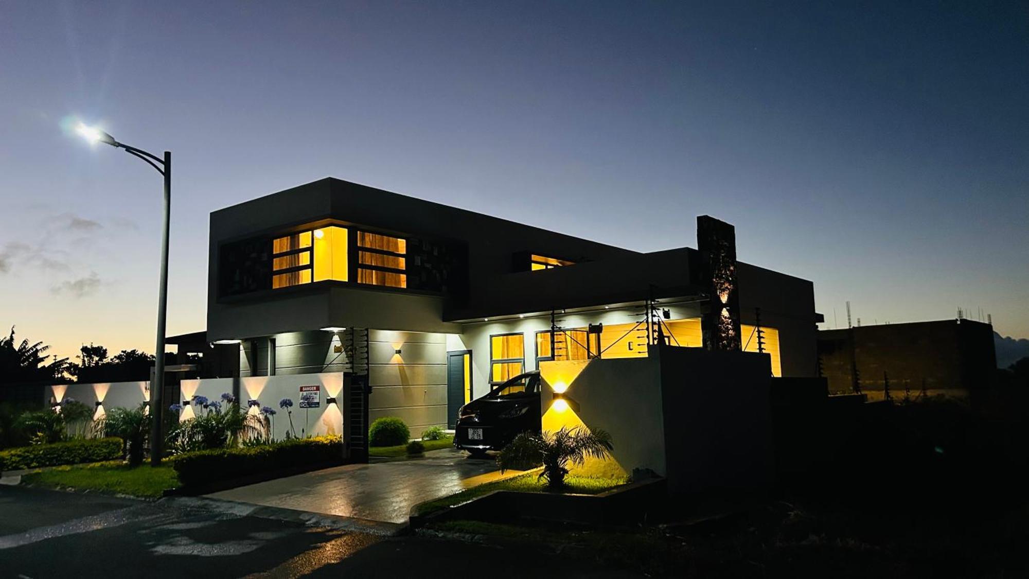 Palmeras - 4 Bedrooms Ac Modern Luxury Casa de férias Vacoas-Phoenix