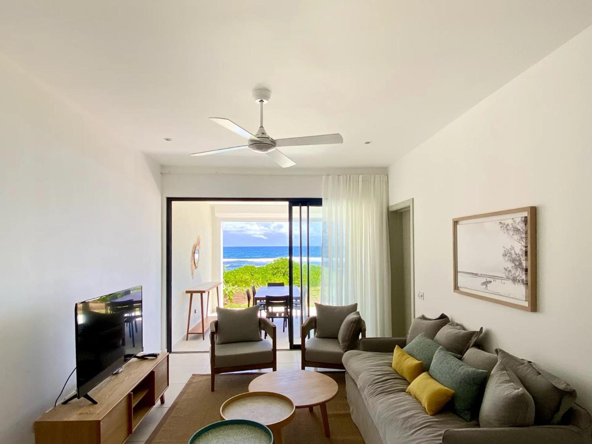 Beachfront Luxury 3 Bedrooms * Poste Lafayette