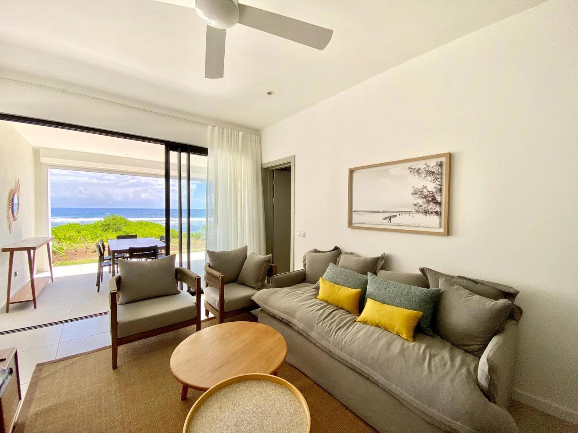Beachfront Luxury 3 Bedrooms Poste Lafayette