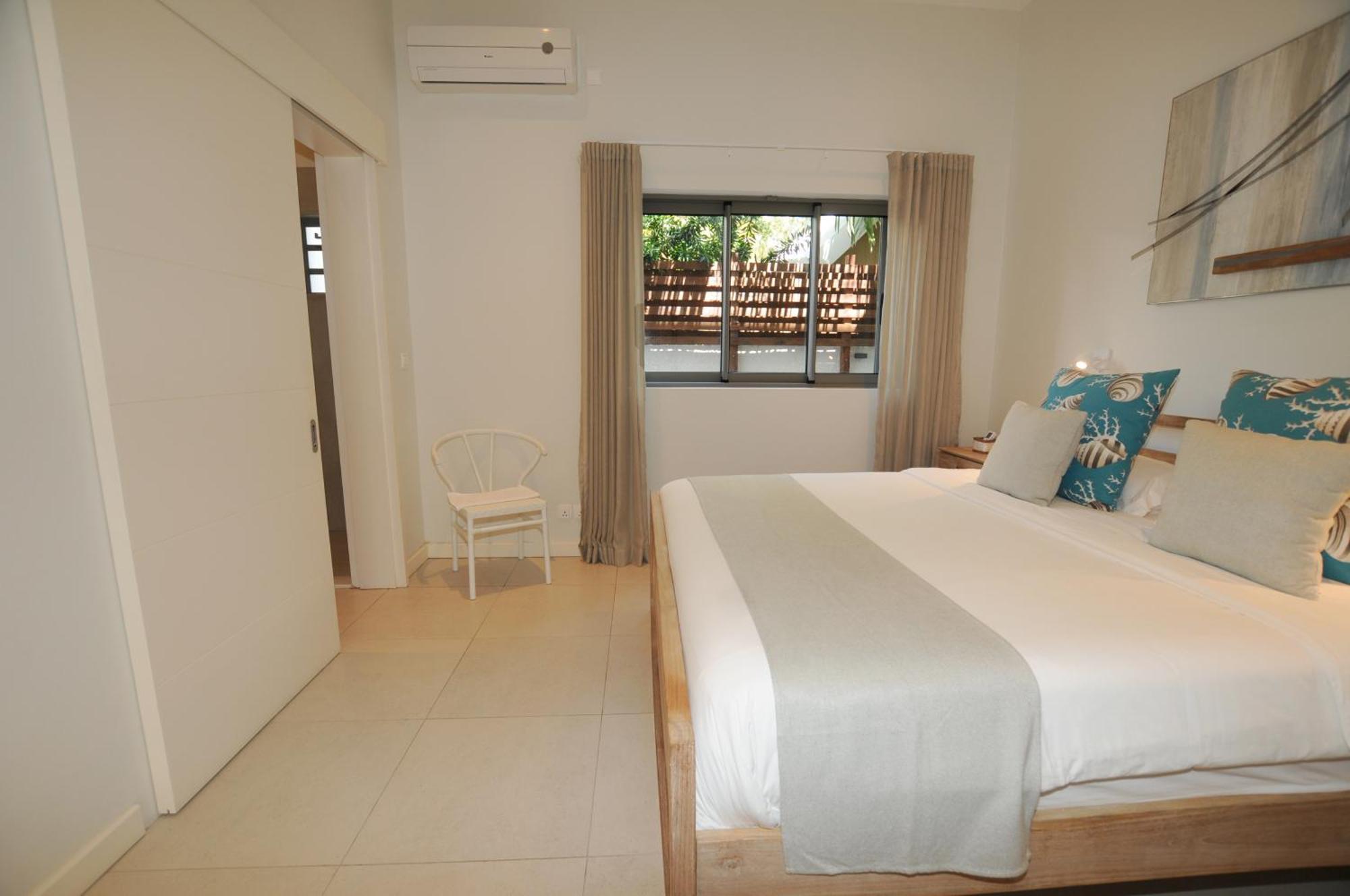 Beachfront & Pool * Poste Lafayette