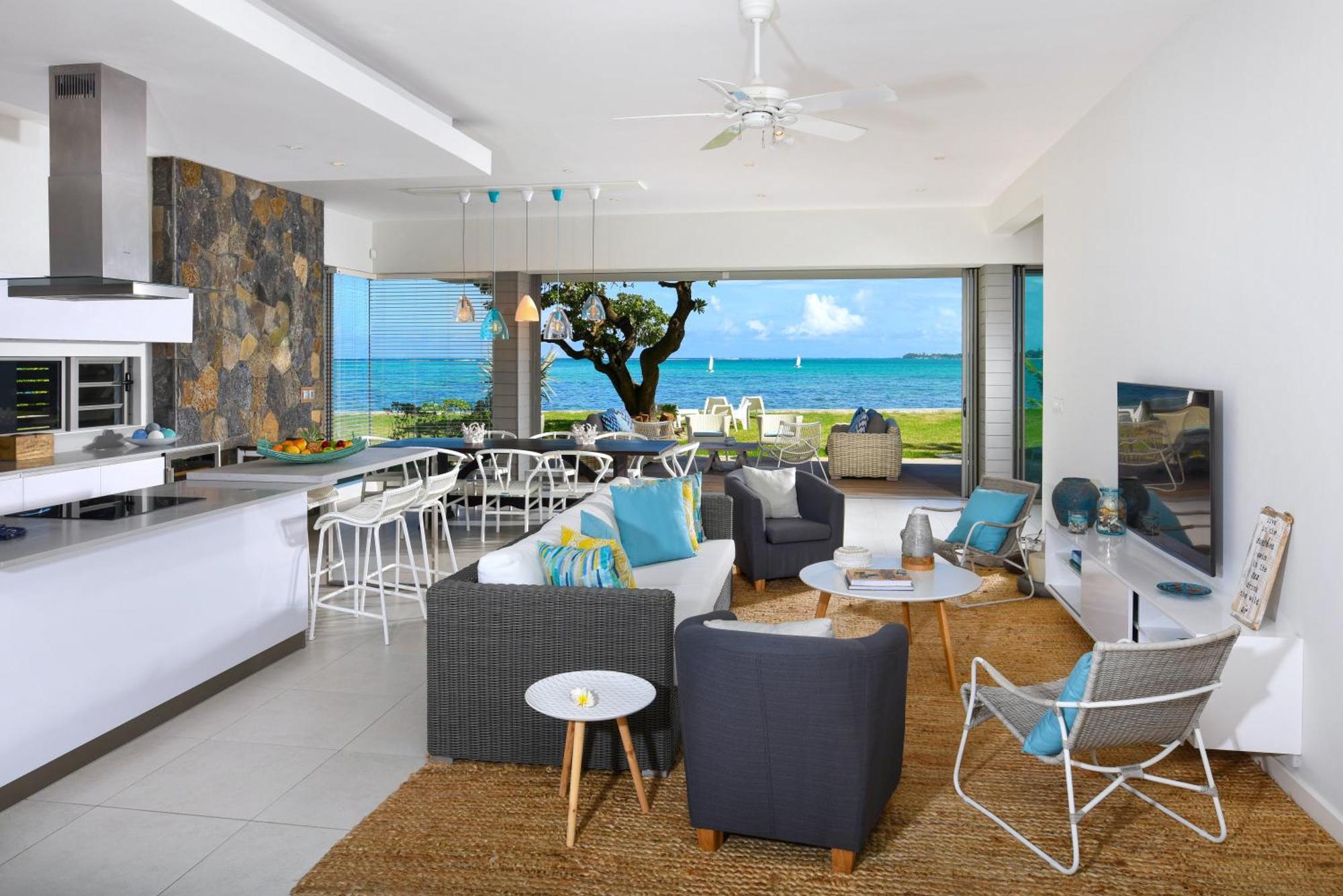 Apartment Beachfront & Pool *