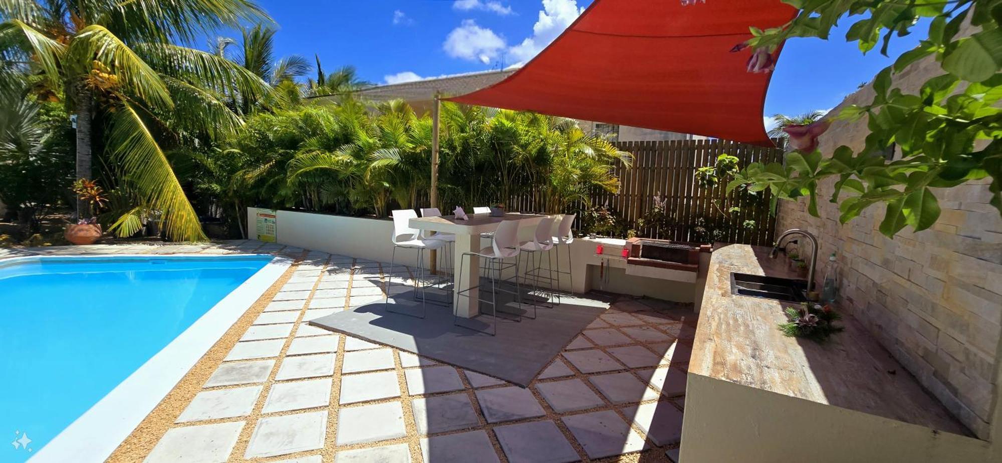 Lakaz Del Sol - Modern And Elegant With Luxurious Garden, Pool And Barbecue Area - Tourism Permit Certified *