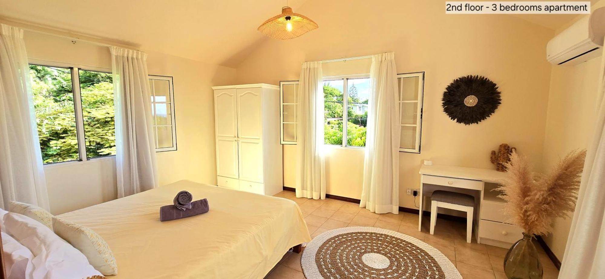 Apartamento Lakaz Del Sol - Modern And Elegant With Luxurious Garden, Pool And Barbecue Area - Tourism Permit Certified