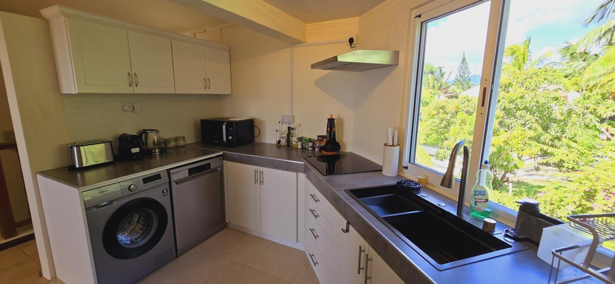 Lakaz Del Sol - Modern And Elegant With Luxurious Garden, Pool And Barbecue Area - Tourism Permit Certified Apartamento Tamarin