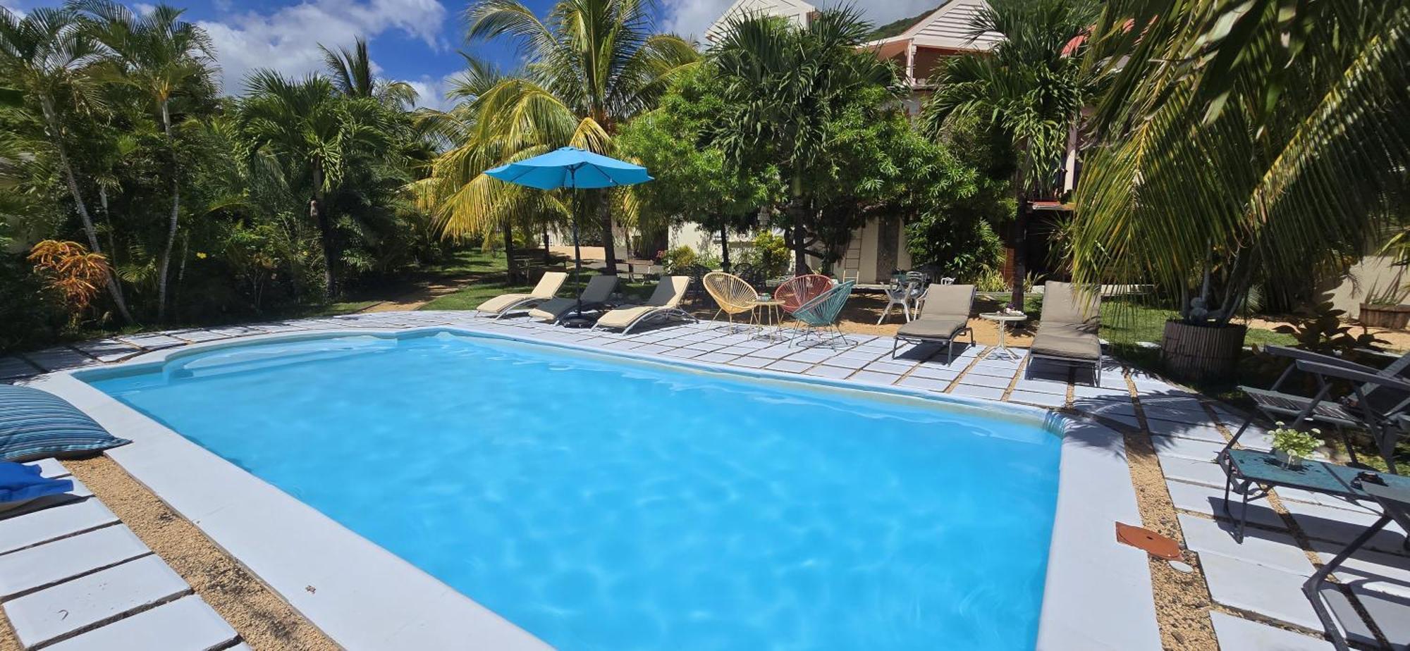 Lakaz Del Sol - Modern And Elegant With Luxurious Garden, Pool And Barbecue Area - Tourism Permit Certified Apartamento *