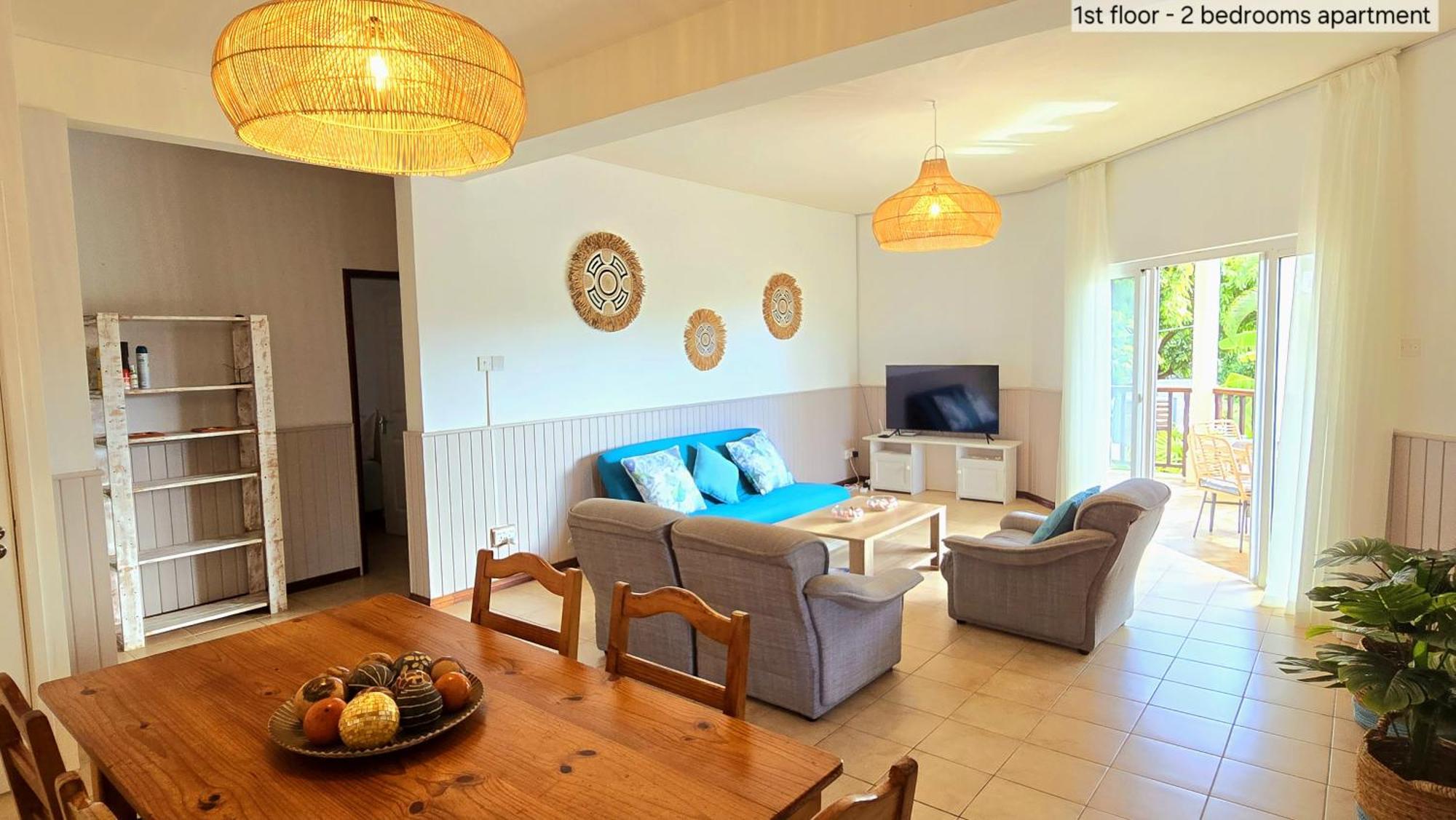 Lakaz Del Sol - Modern And Elegant With Luxurious Garden, Pool And Barbecue Area - Tourism Permit Certified *