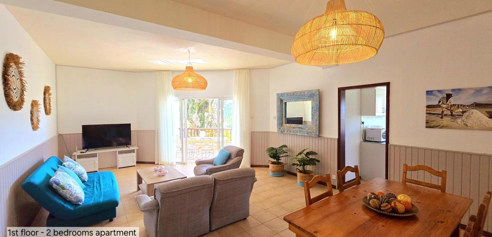 Lakaz Del Sol - Modern And Elegant With Luxurious Garden, Pool And Barbecue Area - Tourism Permit Certified Tamarin