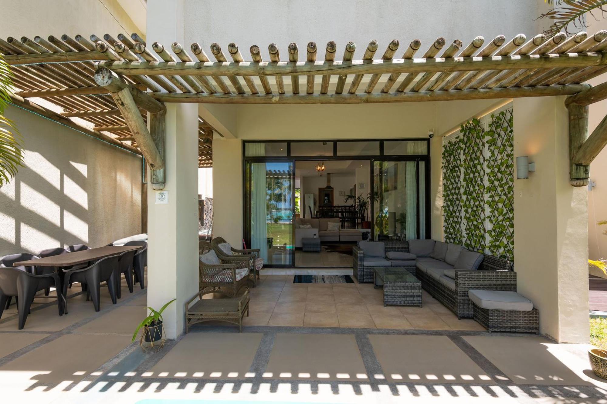 Pousada 4- Bedroom Beachfront
