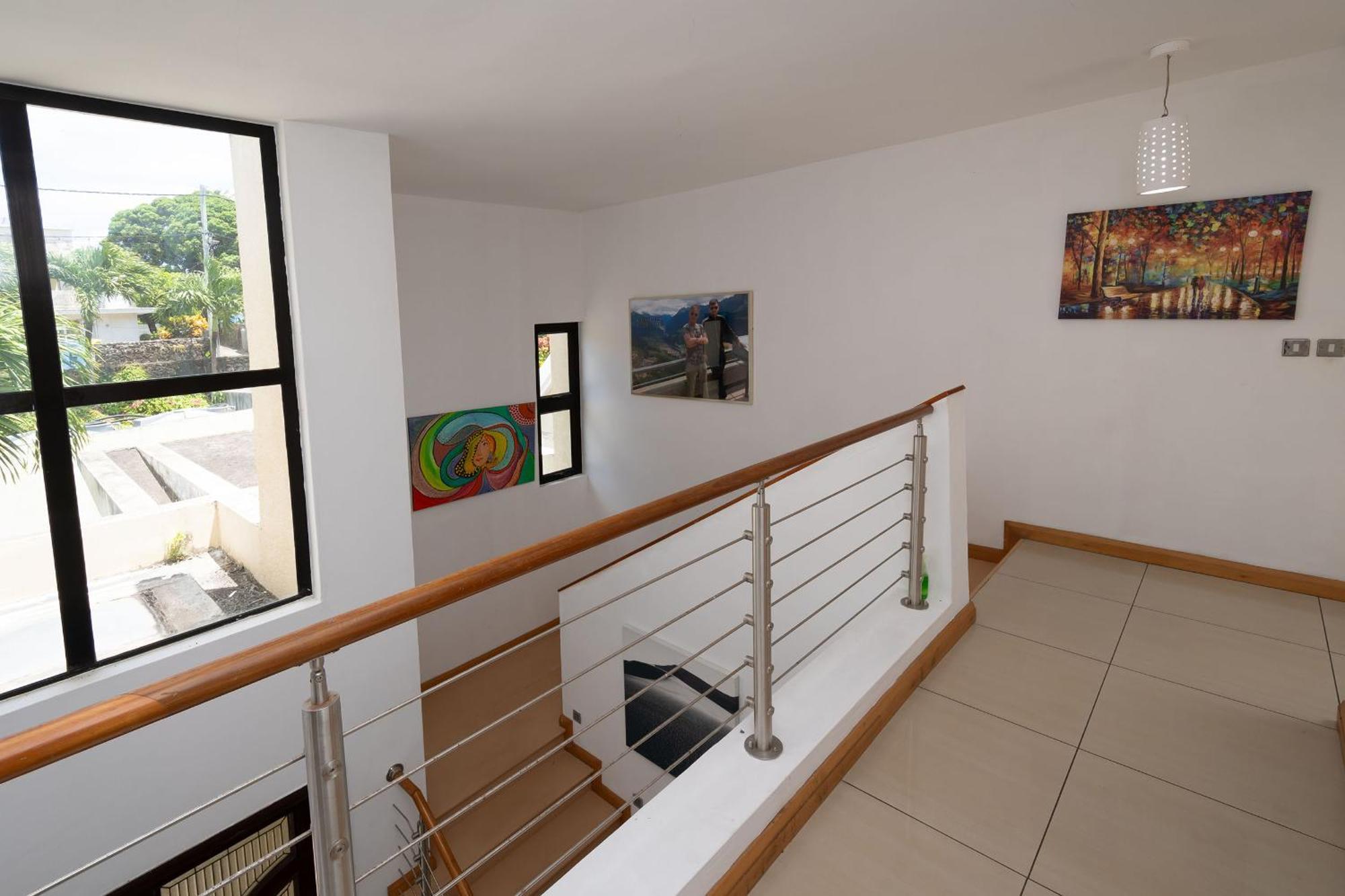 4- Bedroom Beachfront Pousada Grand Baie