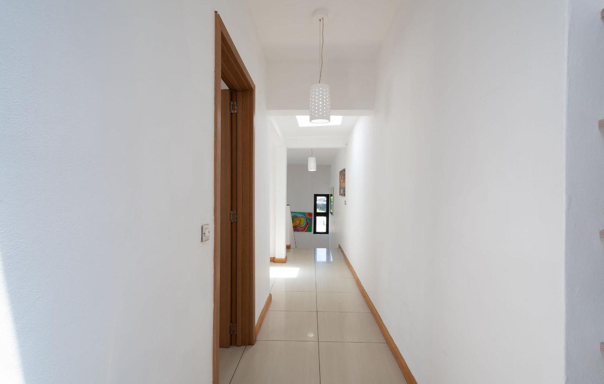 4- Bedroom Beachfront Pousada *