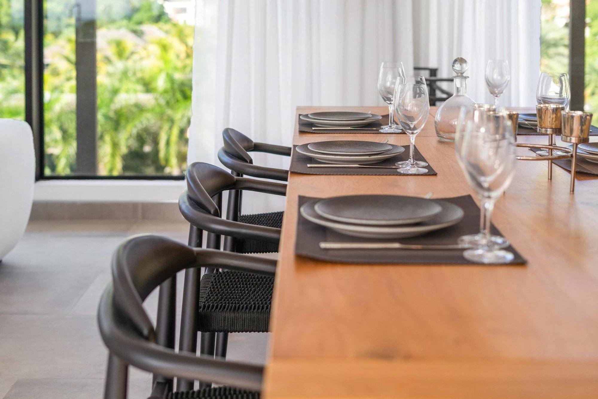Sekoya - Exclusive Penthouse W Morne & Sea View Apartment