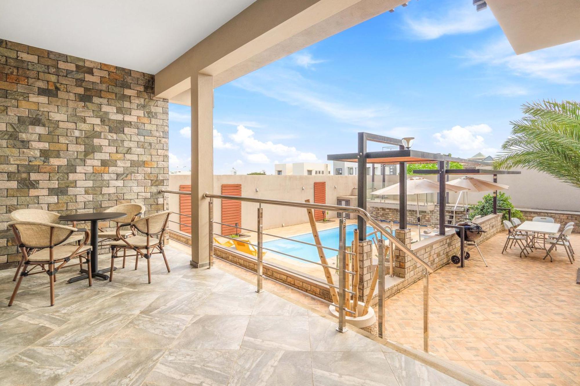 Rnj, Familiale Et Luxueuse Villa