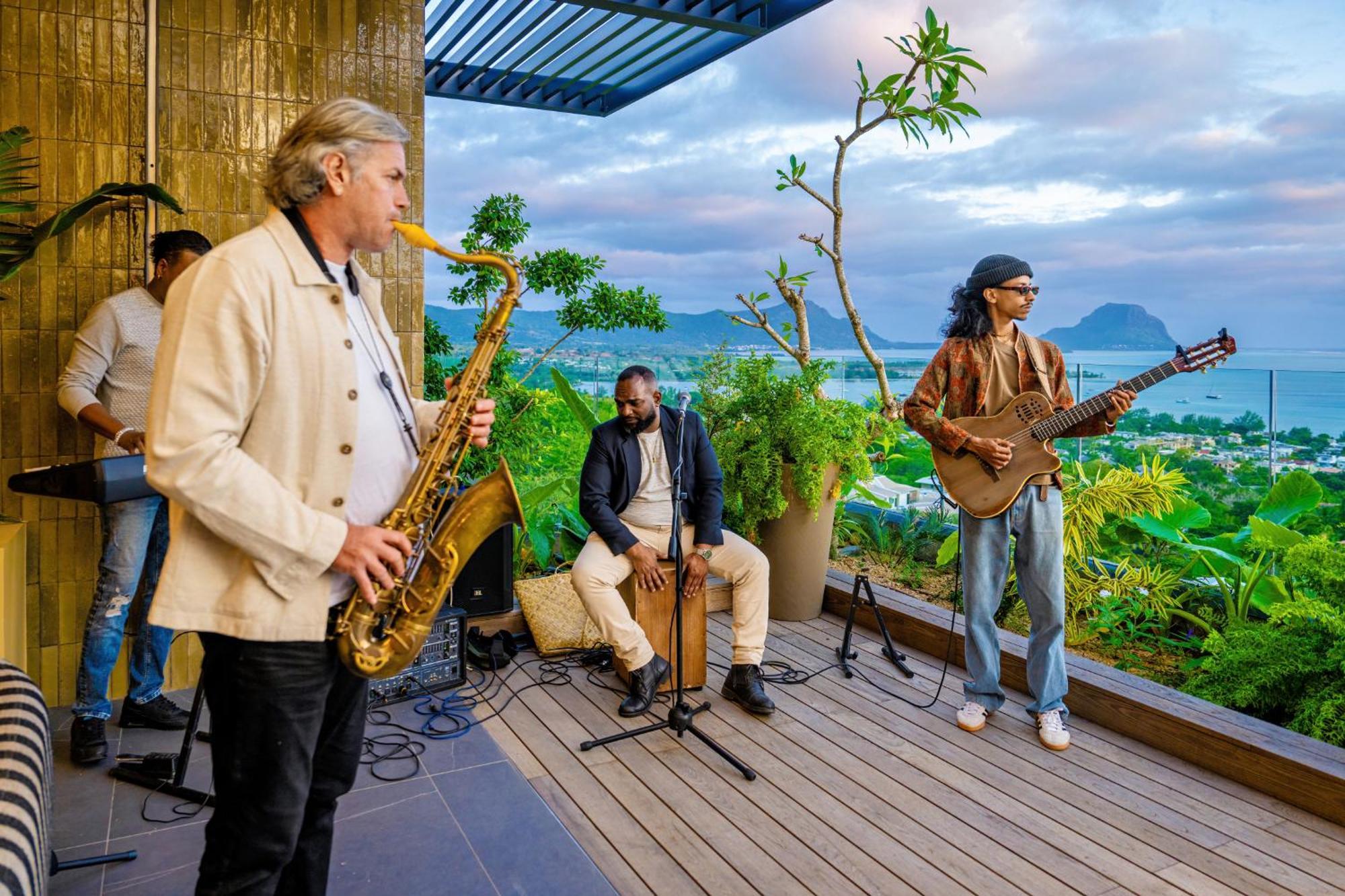 Resort Legend Hill And Riviere Noire