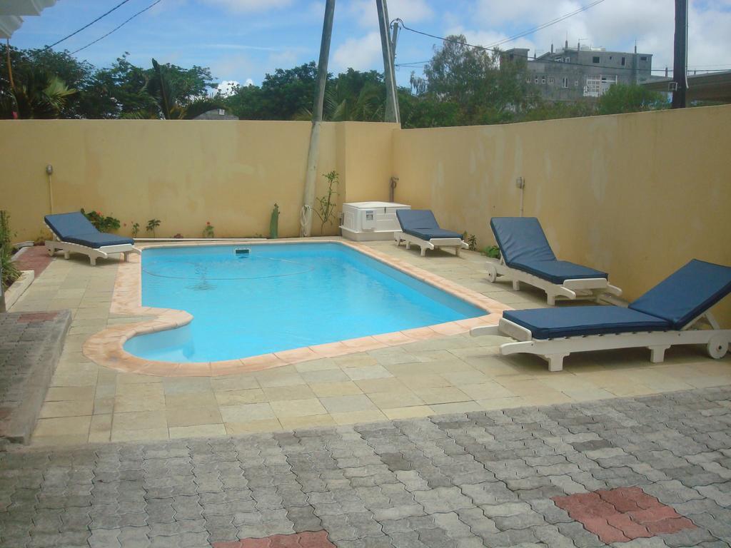 Marie Villa *