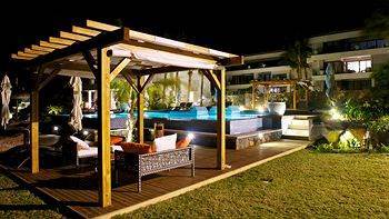 Leora Beach By Horizon Holidays Tamarin
