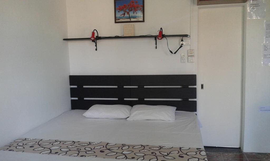 Holiday home Les Badamiers