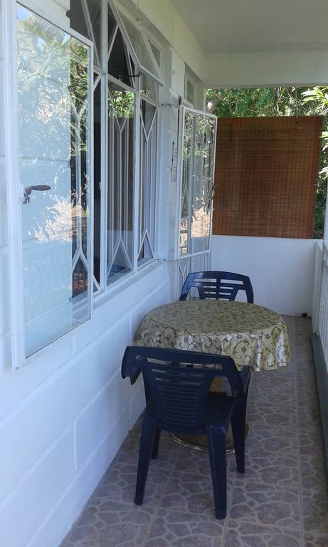 Les Badamiers Holiday home