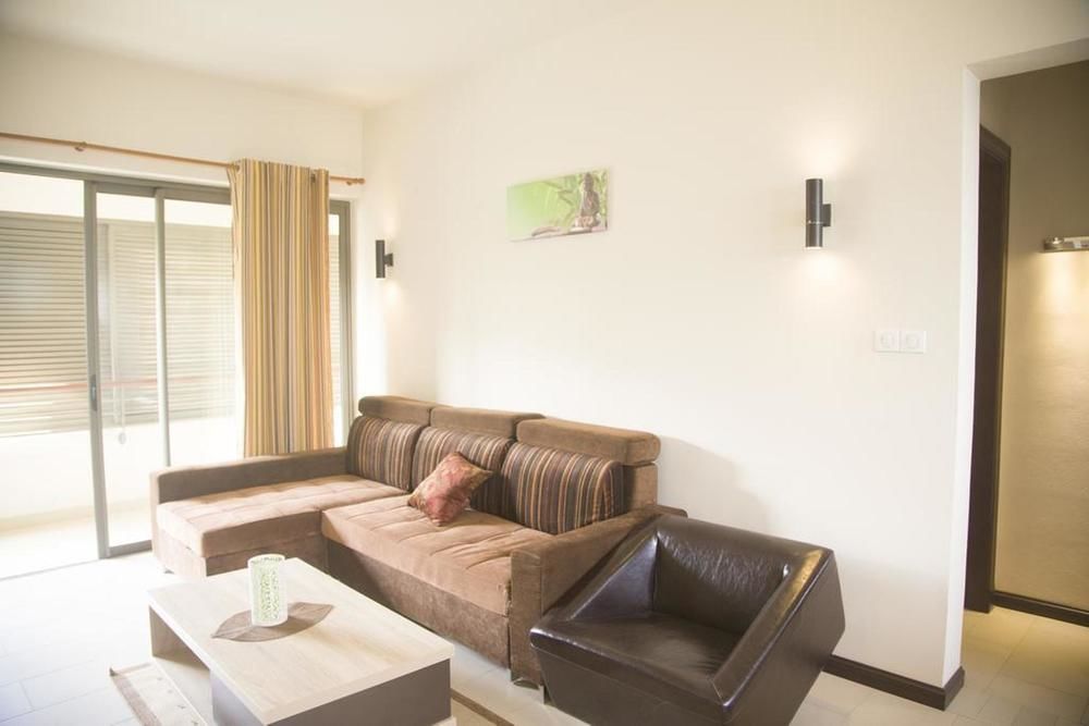 Nitzana Residences & Restaurant * Pereybere Beach