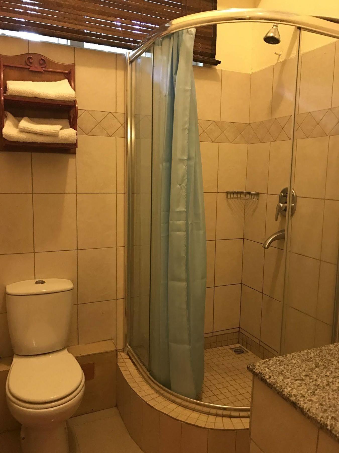 Hotel La De 3*