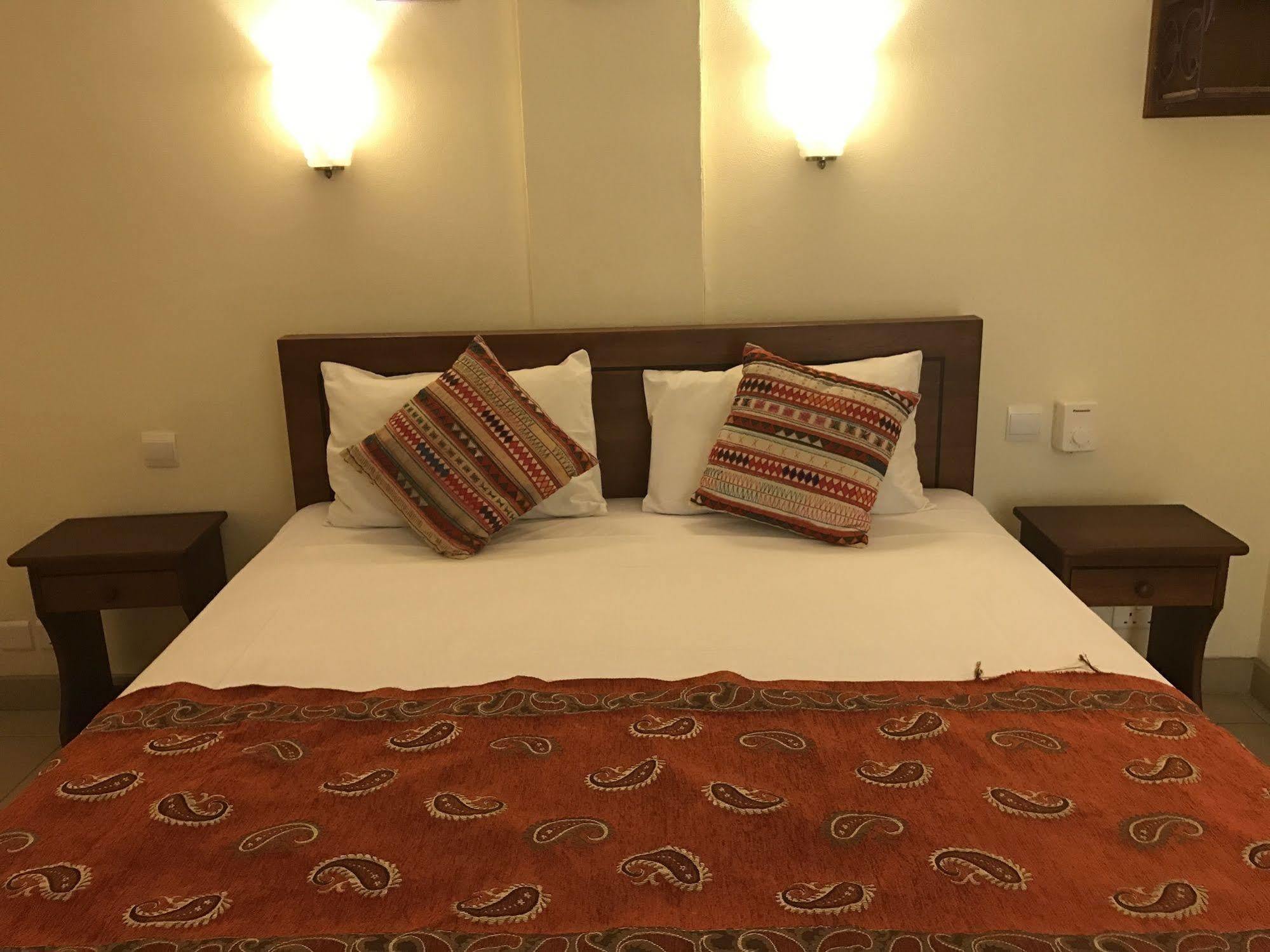 La De Hotel Trou aux Biches