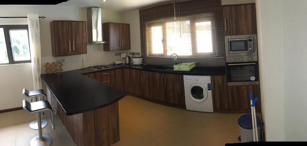 Wolmar Beach Apartment