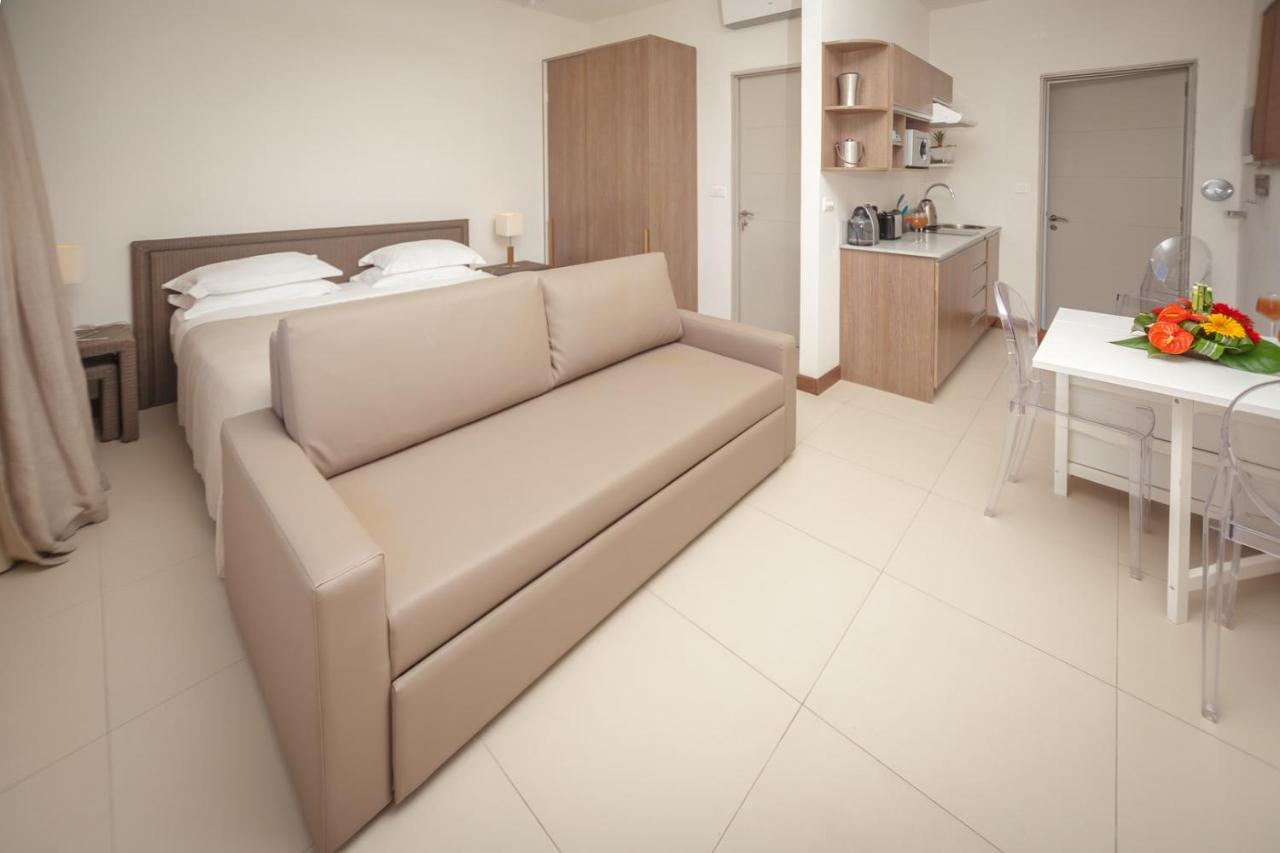 Coral Bay By Dream Escapes * Blue Bay