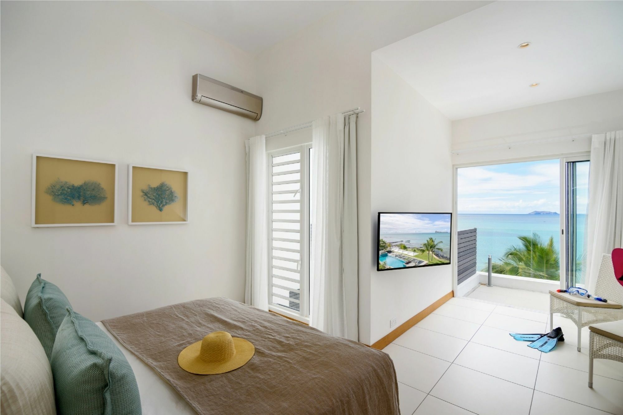 Myra Seafront With Lov Apartment Cap Malheureux