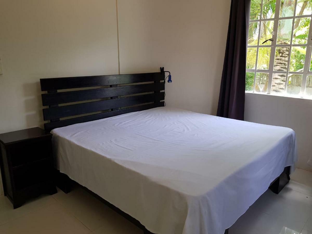 Les Badamiers Holiday home *